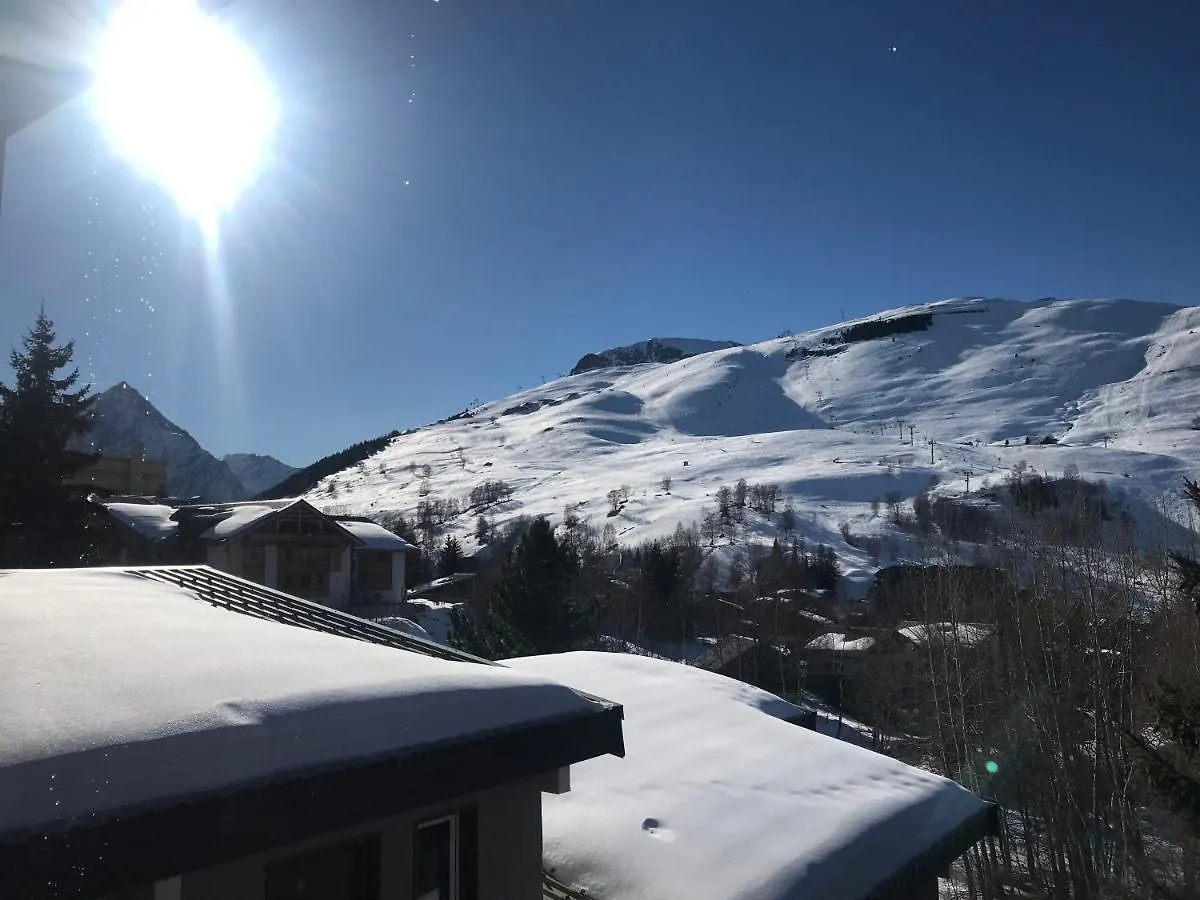 Appartement Ski Au Pied لو دوز آلب